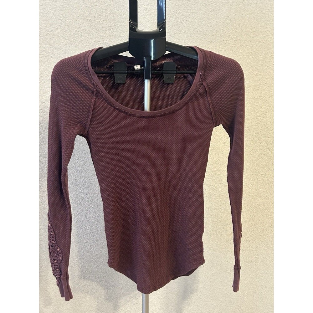 The Free Free People Thermal Top P/S Burgundy Waffle Knit Lace Sleeve Scoop